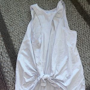 lululemon size 2 open/tie back tank top